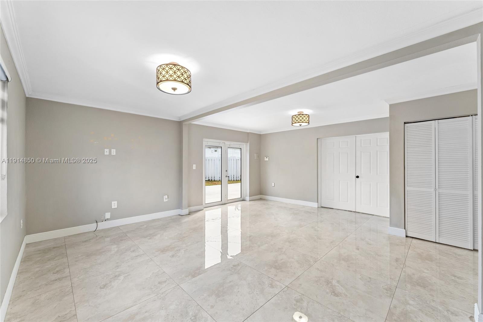 810 East 9th Place, Unit B Hialeah, FL 33010 - Photo 5 of 14 a view of an empty room