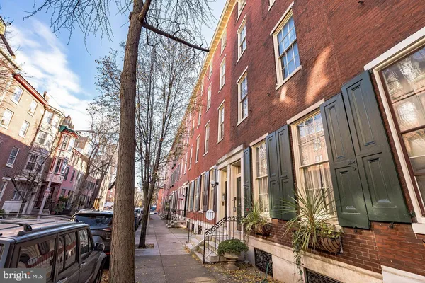 $1,600 | 1716 Pine Street, Unit 5/3R, Philadelphia, PA 19103