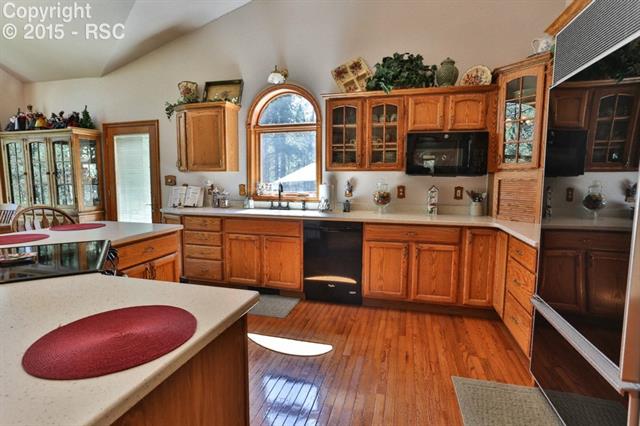 17845 Table Rock Road Colorado Springs, CO 80908 - Photo 19 of 36 Gallery Image 19