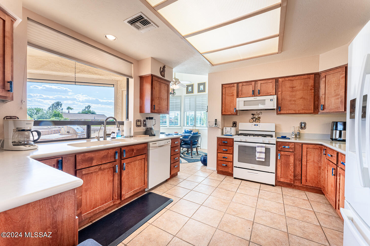 1465 North Bank Swallow Road Green Valley, AZ 85614 - Photo 5 of 50