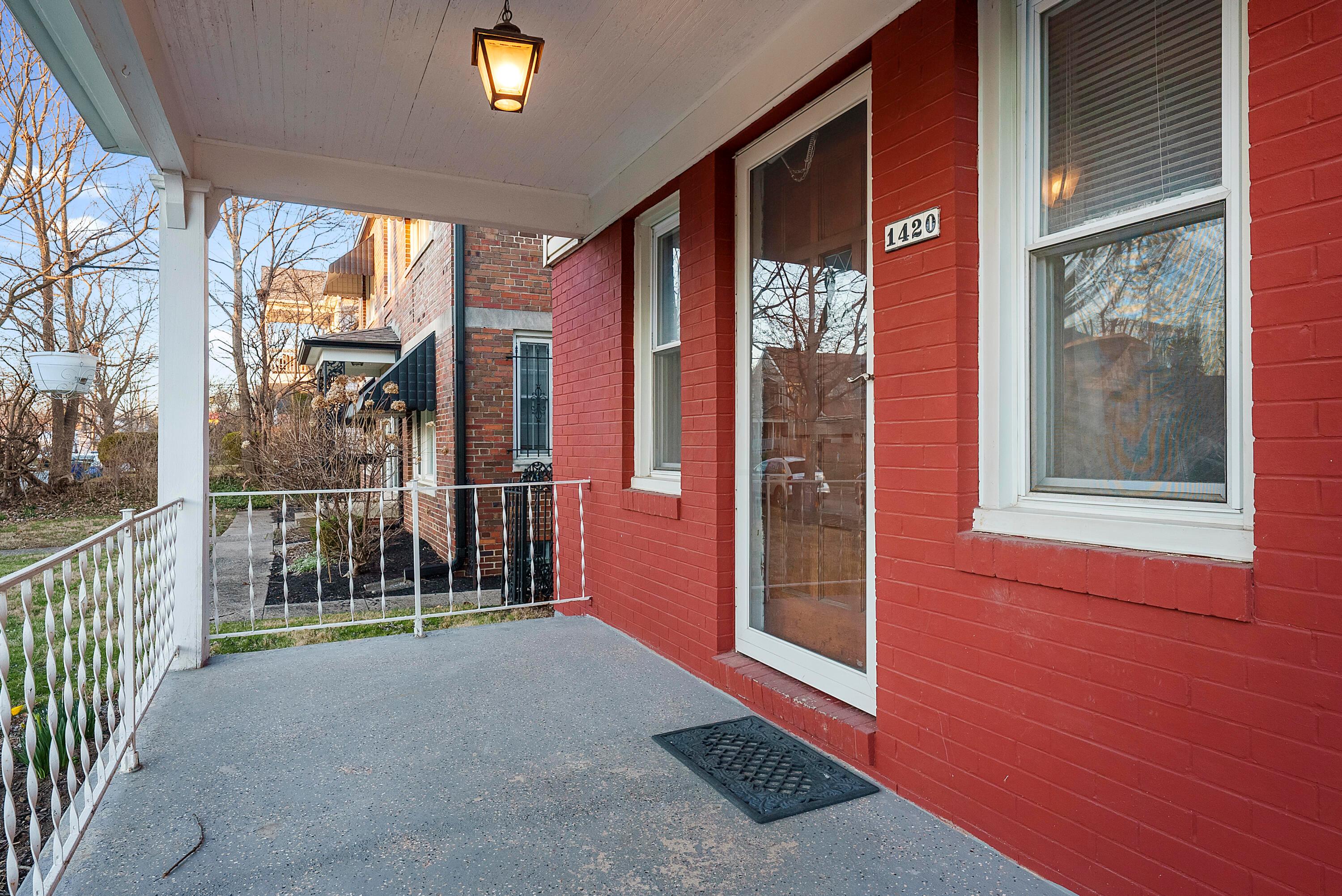 1420 Meadow Road Columbus, OH 43212 - Photo 5 of 32 DSC03947