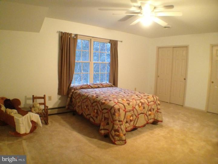 960 Camelot Road Furlong, PA 18925 - Photo 15 of 24 Bedroom 3