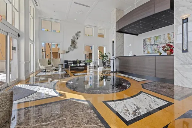 $3,000 | 800 North Tamiami Trail, Unit 1502, Sarasota, FL 34236