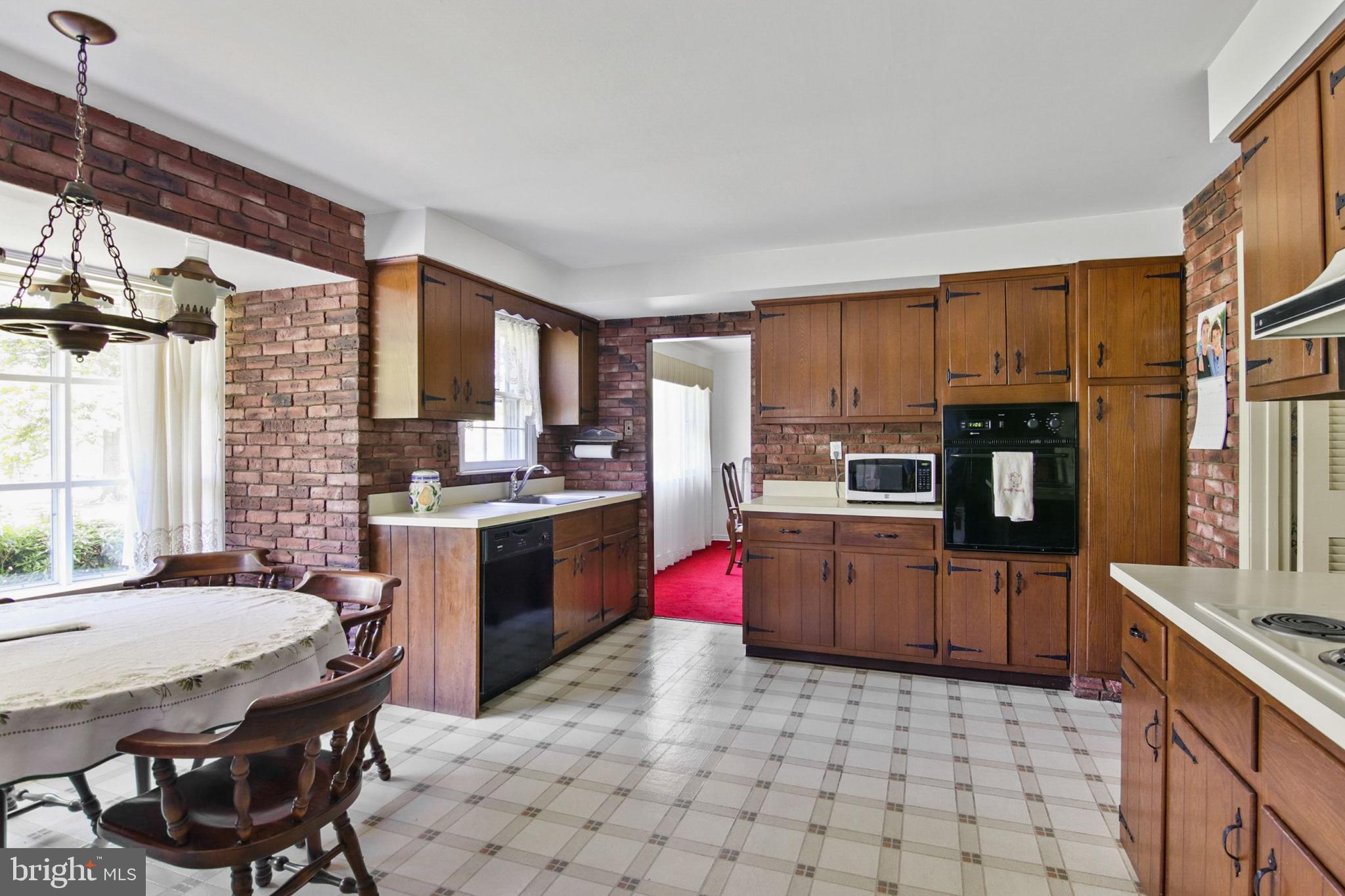 22 Squirrel Road Doylestown, PA 18901 - Photo 13 of 49