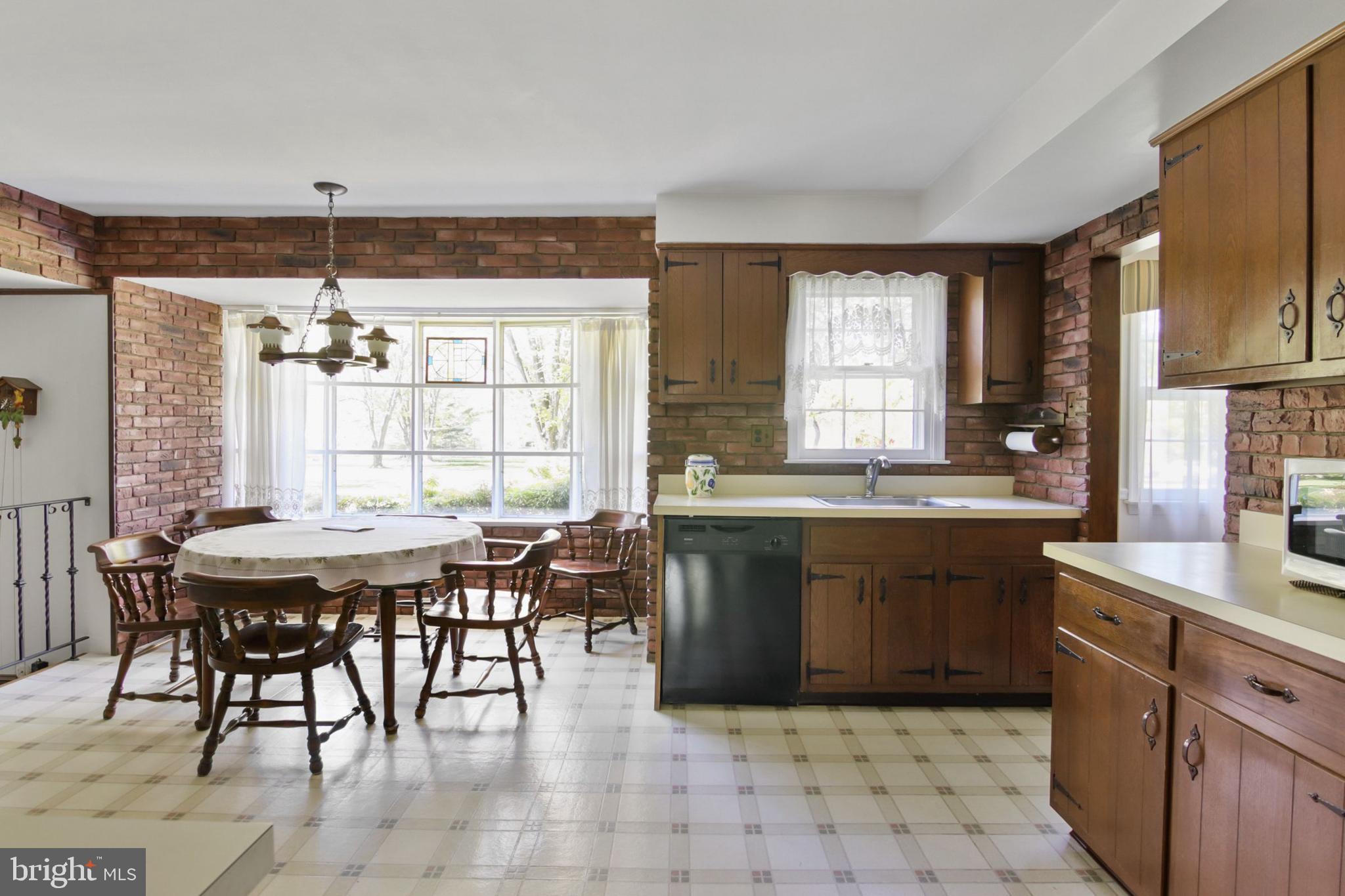 22 Squirrel Road Doylestown, PA 18901 - Photo 14 of 49