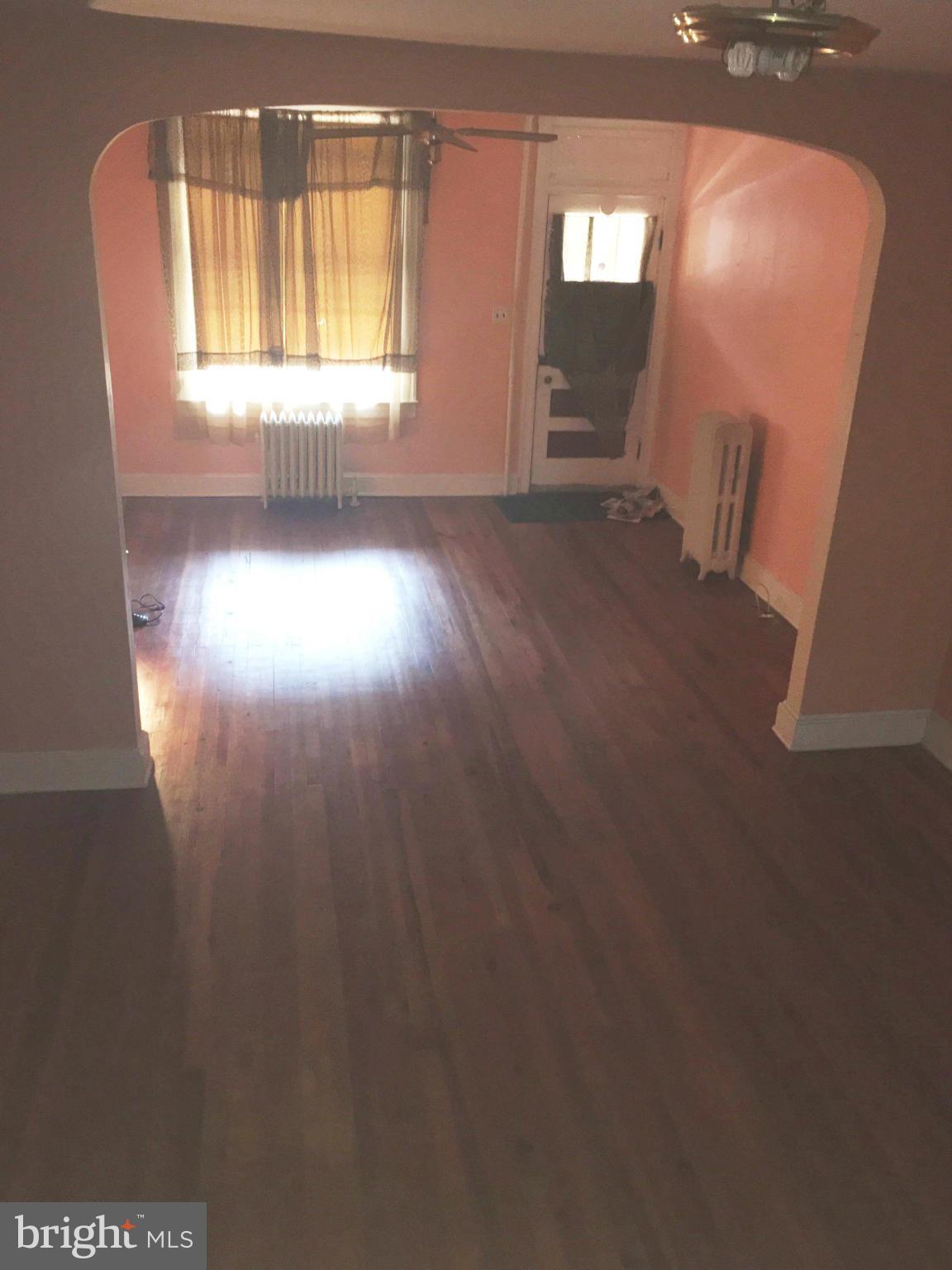 3615 Keswick Road Baltimore, MD 21211 - Photo 3 of 20 a view of empty room with window