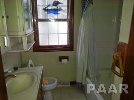 18018 West Farmington Road Trivoli, IL 61569 - Photo 5 of 11