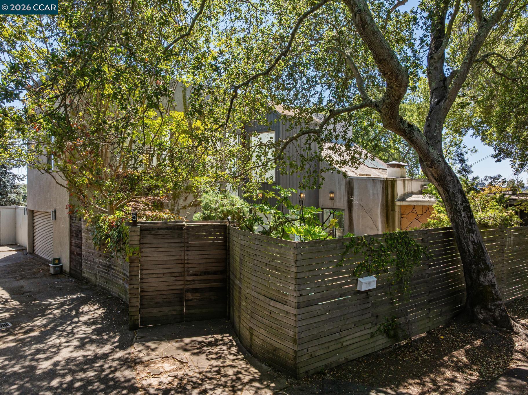 5 Oak Flat Road Orinda, CA 94563 - Photo 13 of 99