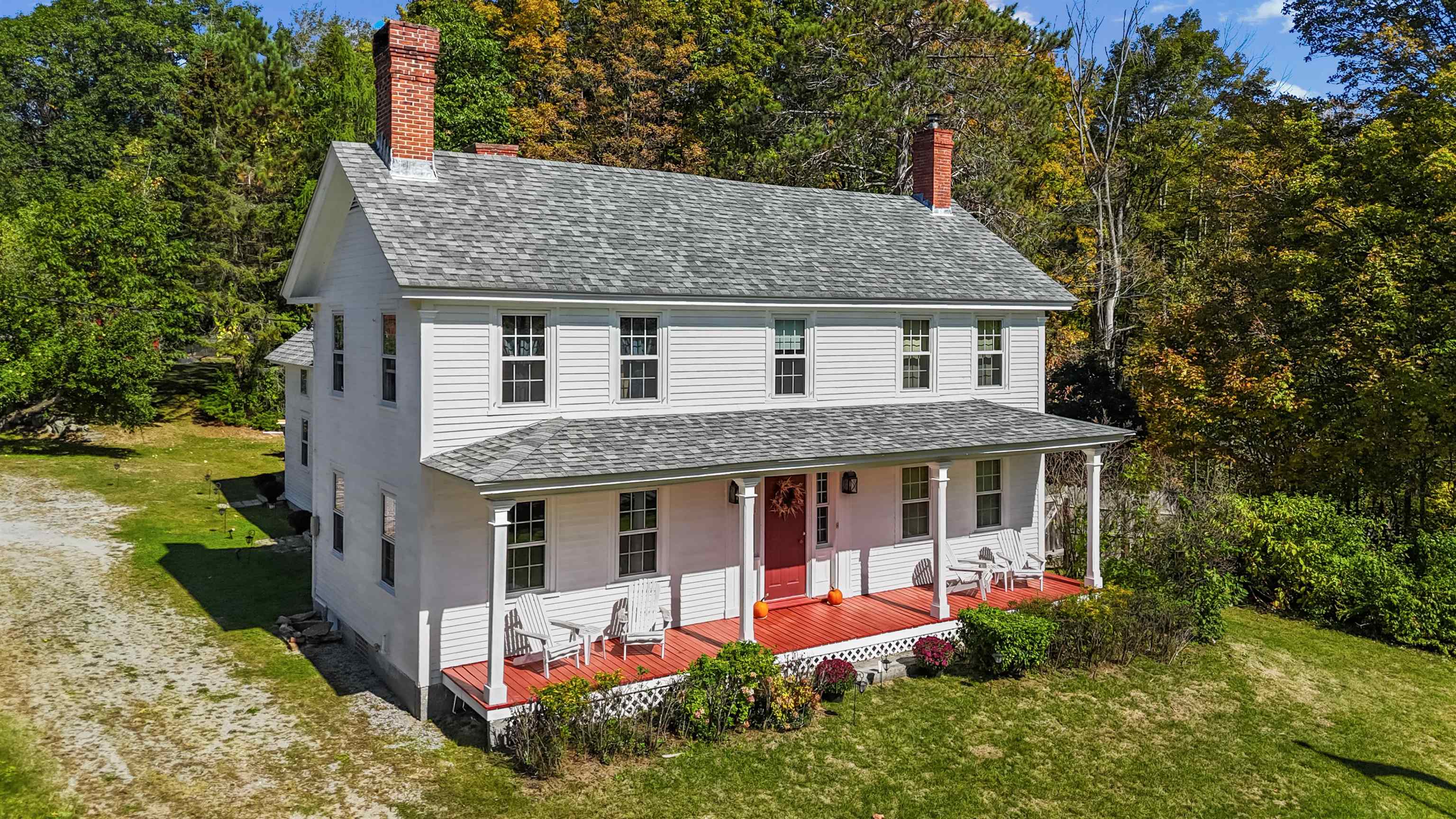 447 Center Road Hillsborough, NH 03244 - Photo 4 of 54