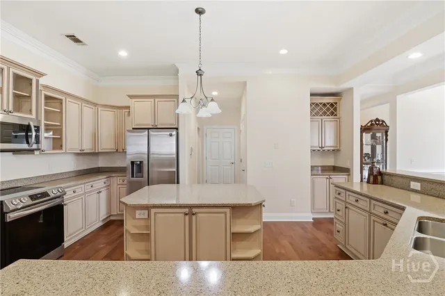 $399,999 | 1701 River Oaks Drive, Richmond Hill, GA 31324