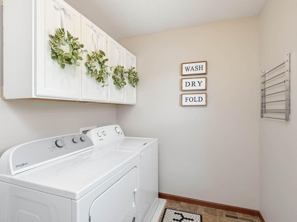1631 Sparrow Road Waconia, MN 55387 - Photo 38 of 63 Gallery Image 38