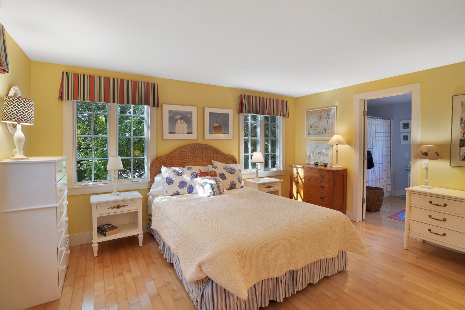 19 Kitts Field Circle Edgartown, MA 02539 - Photo 47 of 69 5th of 6 bedrooms (guest house 1st bedroom) en-suite