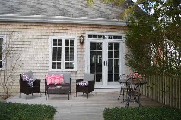 $4,175,000 | 19 Kitts Field Circle, Edgartown, MA 02539