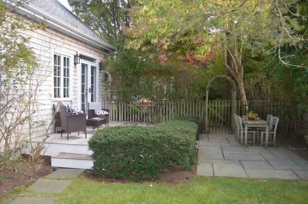 $4,175,000 | 19 Kitts Field Circle, Edgartown, MA 02539