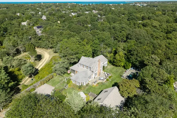 $4,175,000 | 19 Kitts Field Circle, Edgartown, MA 02539