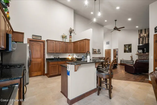 $899,000 | 4529 East Diagonal Road, Rathdrum, ID 83858