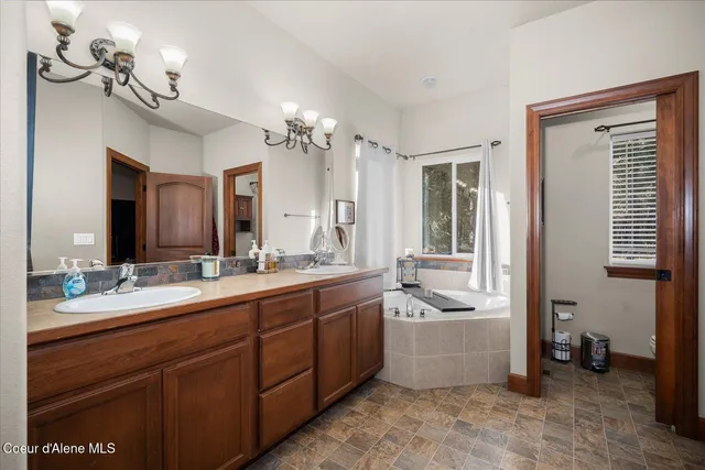 $899,000 | 4529 East Diagonal Road, Rathdrum, ID 83858