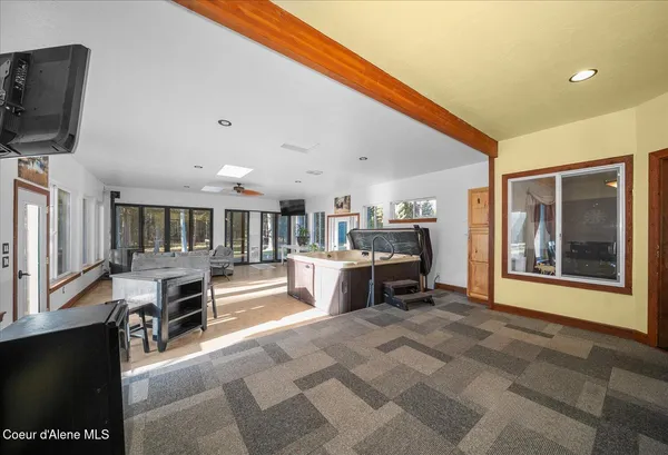 $879,000 | 4529 East Diagonal Road, Rathdrum, ID 83858