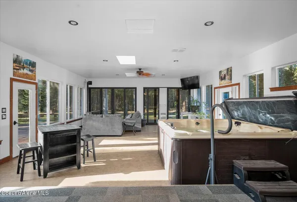 $879,000 | 4529 East Diagonal Road, Rathdrum, ID 83858