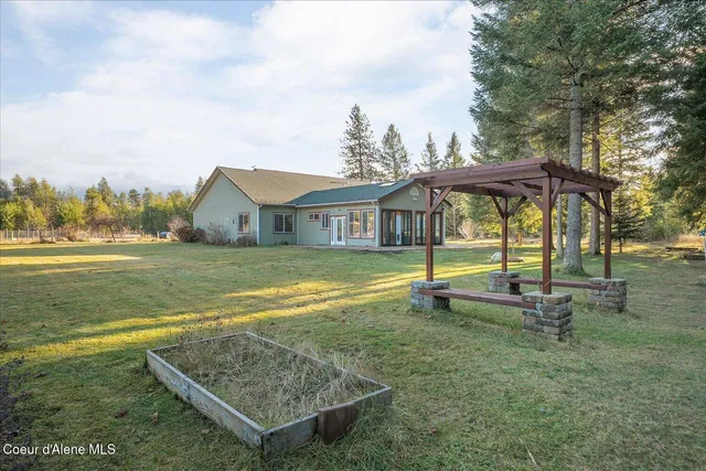$899,000 | 4529 East Diagonal Road, Rathdrum, ID 83858