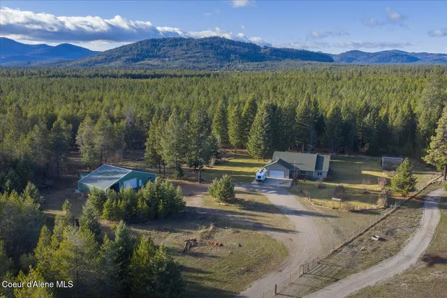 $899,000 | 4529 East Diagonal Road, Rathdrum, ID 83858