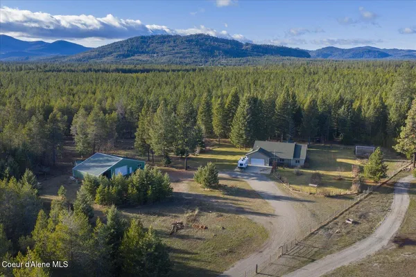 $879,000 | 4529 East Diagonal Road, Rathdrum, ID 83858
