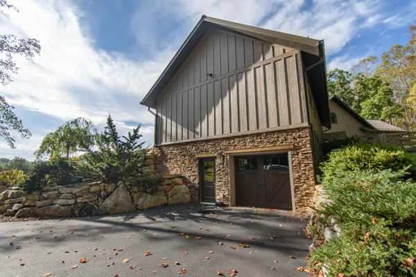 $2,100,000 | 5600 Mt Tabor Road, Blacksburg, VA 24060