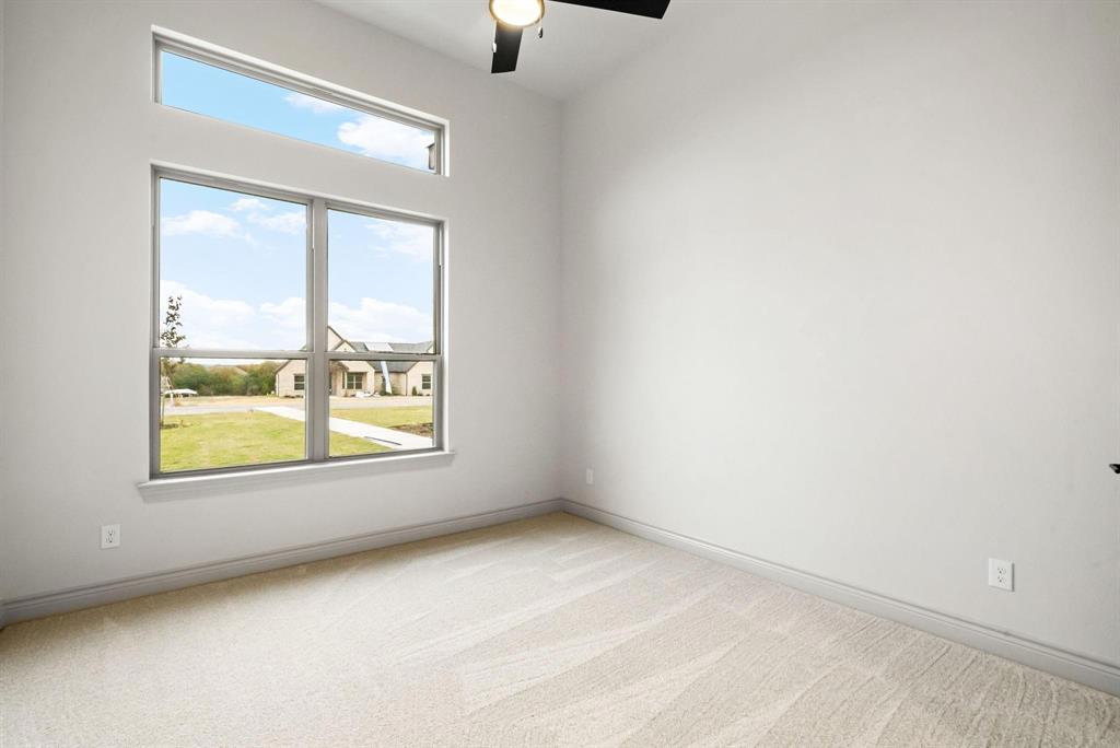 195 Coalson Crossing Azle, TX 76020 - Photo 15 of 22