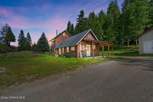 $729,900 | 929 Irish Road, Sagle, ID 83860