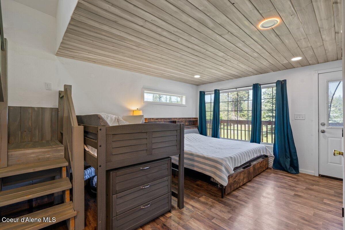 929 Irish Road Sagle, ID 83860 - Photo 28 of 70 Bedroom 2 (7)