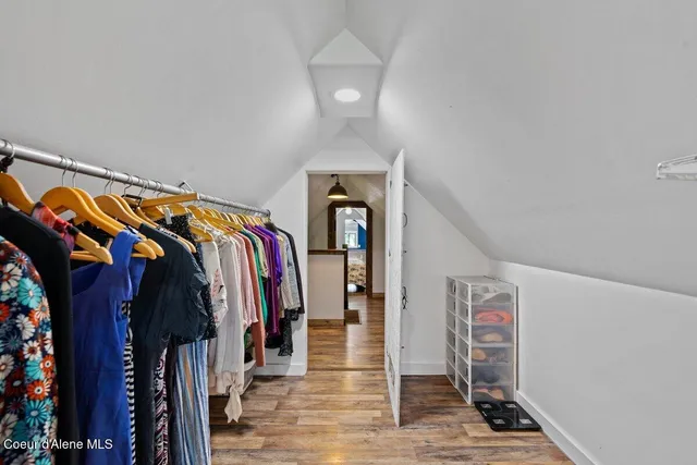 $729,900 | 929 Irish Road, Sagle, ID 83860