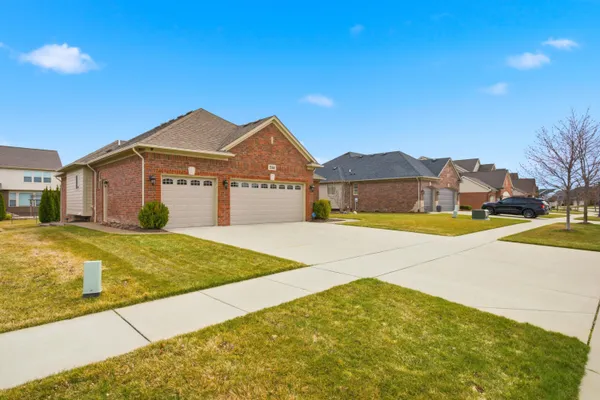 $639,900 | 55362 Trevino Drive, Macomb, MI 48042