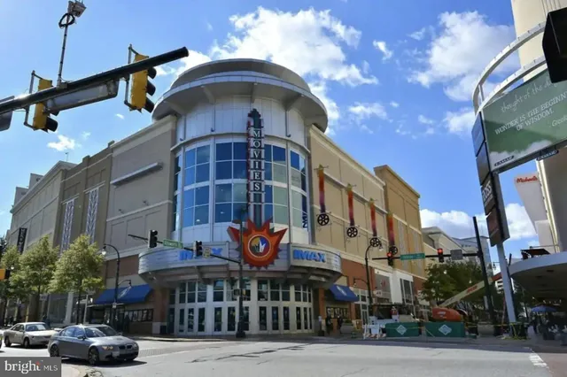 a view of a building entrance