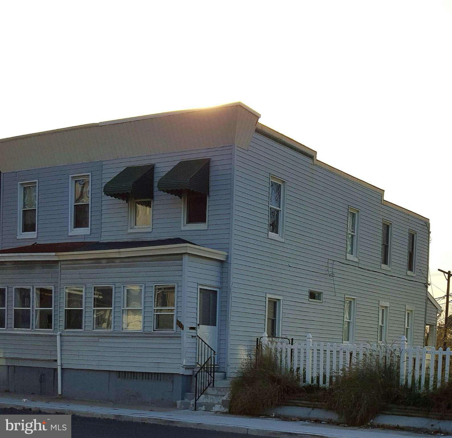 3852 Falls Road Baltimore, MD 21211 - Photo 1 of 12 Exterior (Front)
