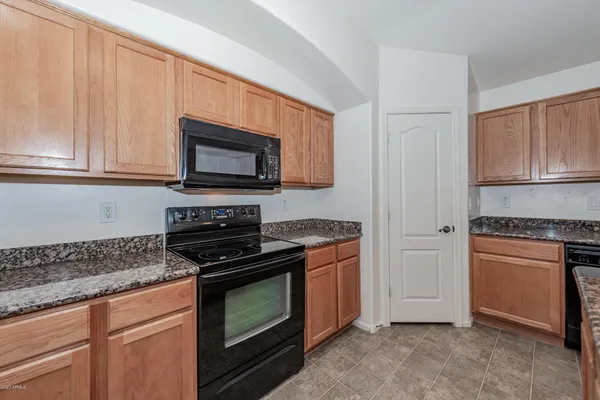 $2,095 | 17571 West Eugene Terrace, Surprise, AZ 85388