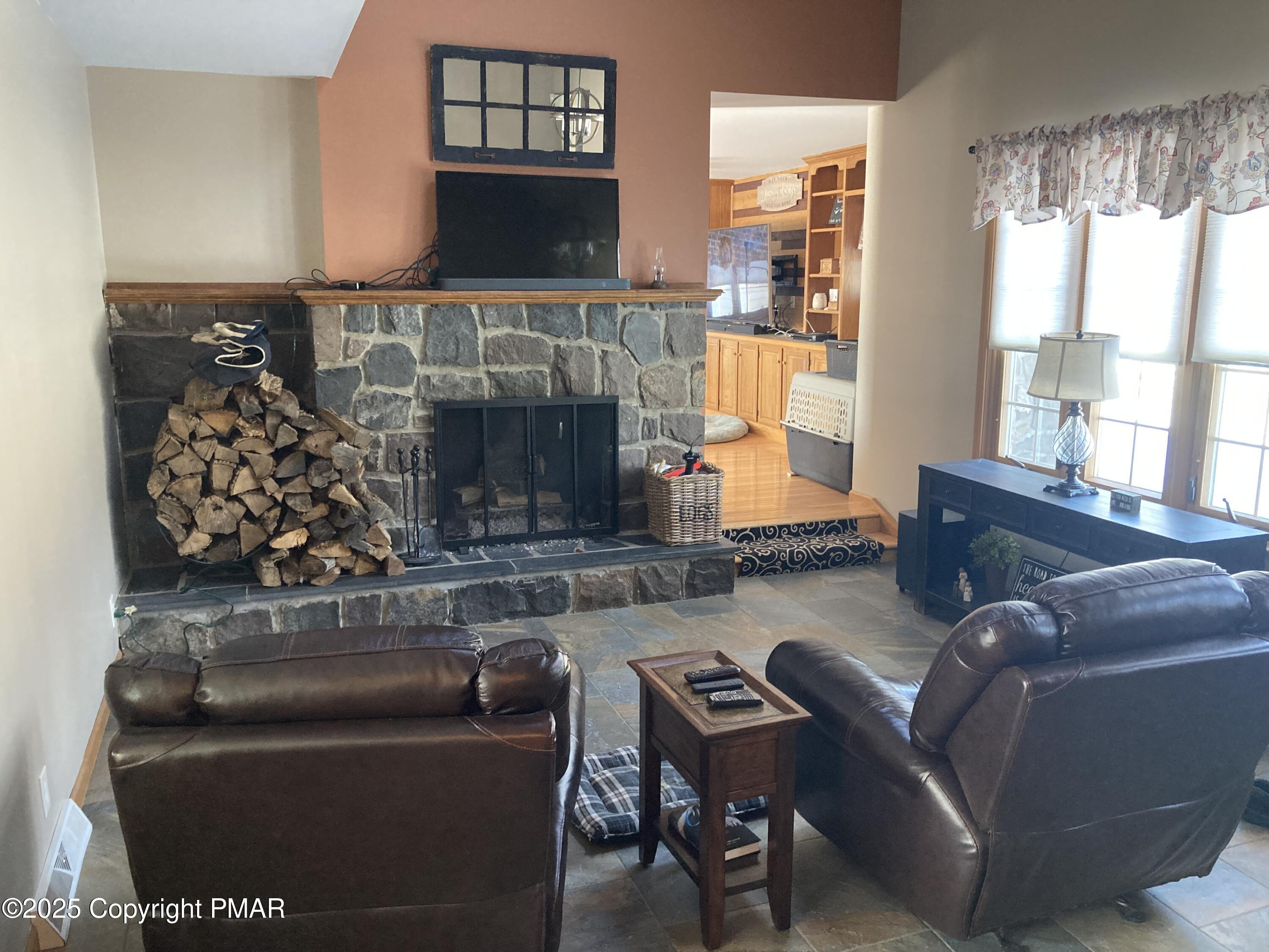 534 Sandt Road Pen Argyl, PA 18072 - Photo 15 of 77 IMG_6907