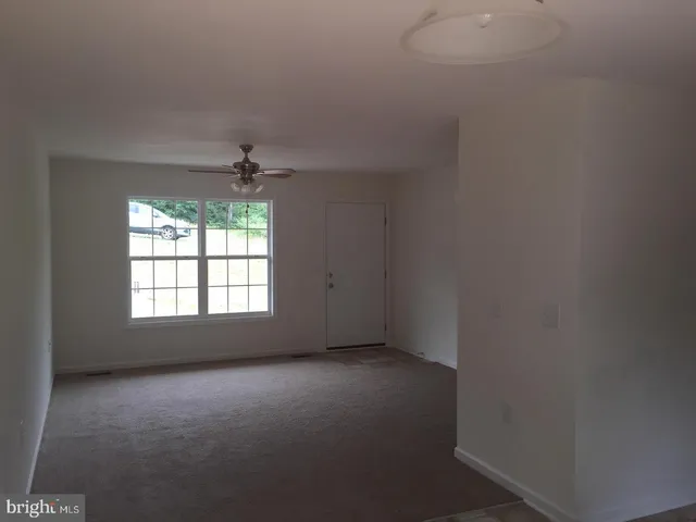 $2,200 | 160 Tabasco Lane, Hedgesville, WV 25427