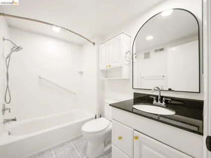 $699,000 | 57 Thousand Oaks Street, Oakland, CA 94605