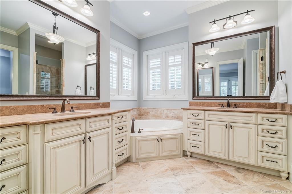 6545 Alexander Road Charlotte, NC 28270 - Photo 19 of 46