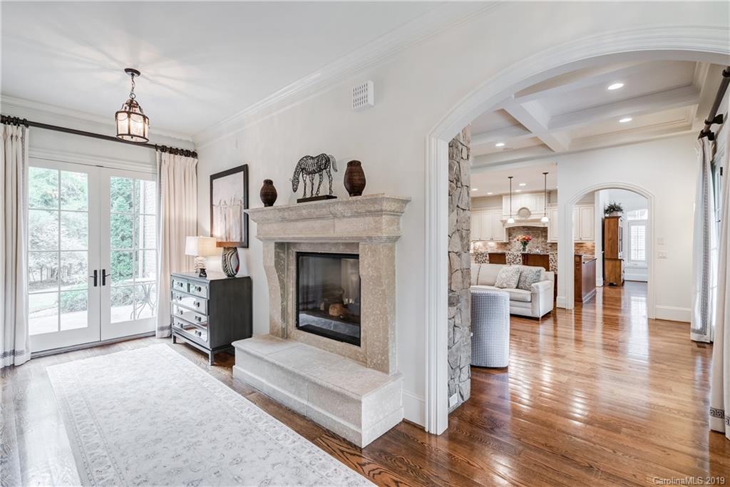 6545 Alexander Road Charlotte, NC 28270 - Photo 4 of 46