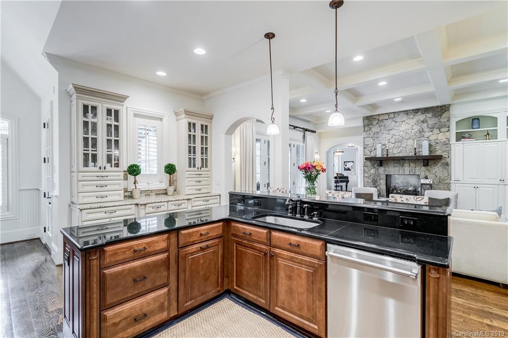 6545 Alexander Road Charlotte, NC 28270 - Photo 10 of 46