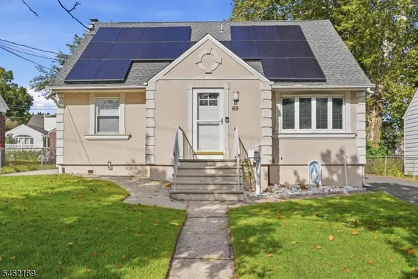 $699,999 | 69 Ave C, Lodi, NJ 07644