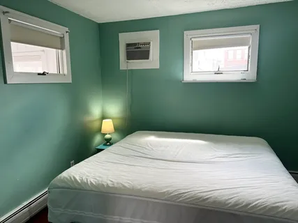 $2,600 | 29 R Cutler Street, Unit 1, Winthrop, MA 02152