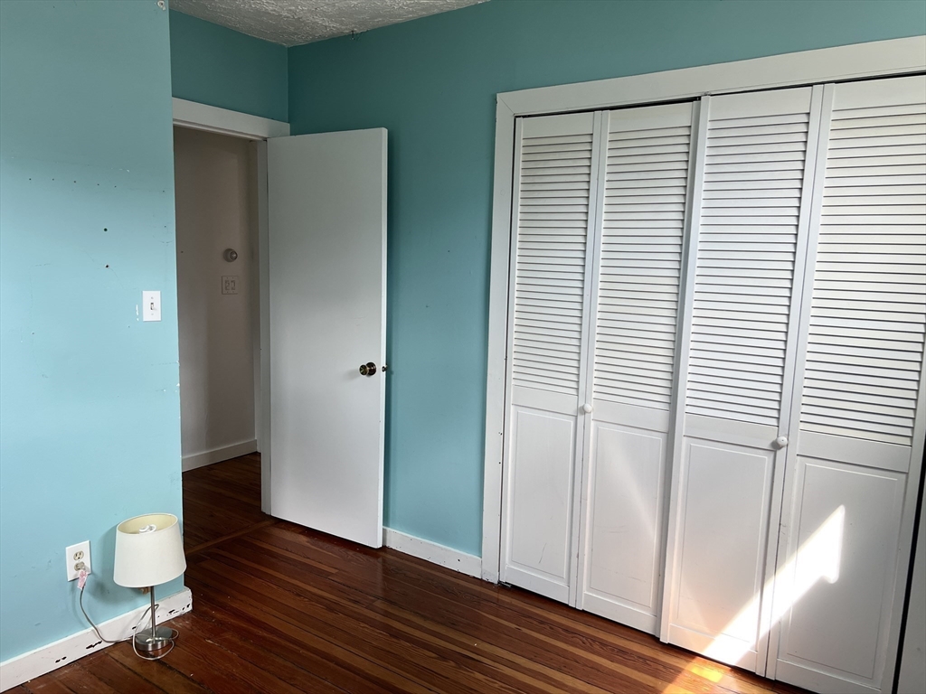 29 R Cutler Street, Unit 1 Winthrop, MA 02152 - Photo 18 of 20
