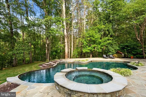 $5,200,000 | 536 Springvale Road, Great Falls, VA 22066