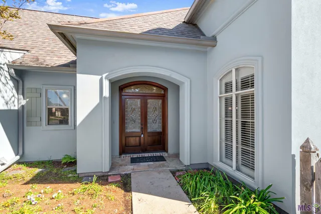 $475,000 | 19405 Kelly Wood Court, Baton Rouge, LA 70809
