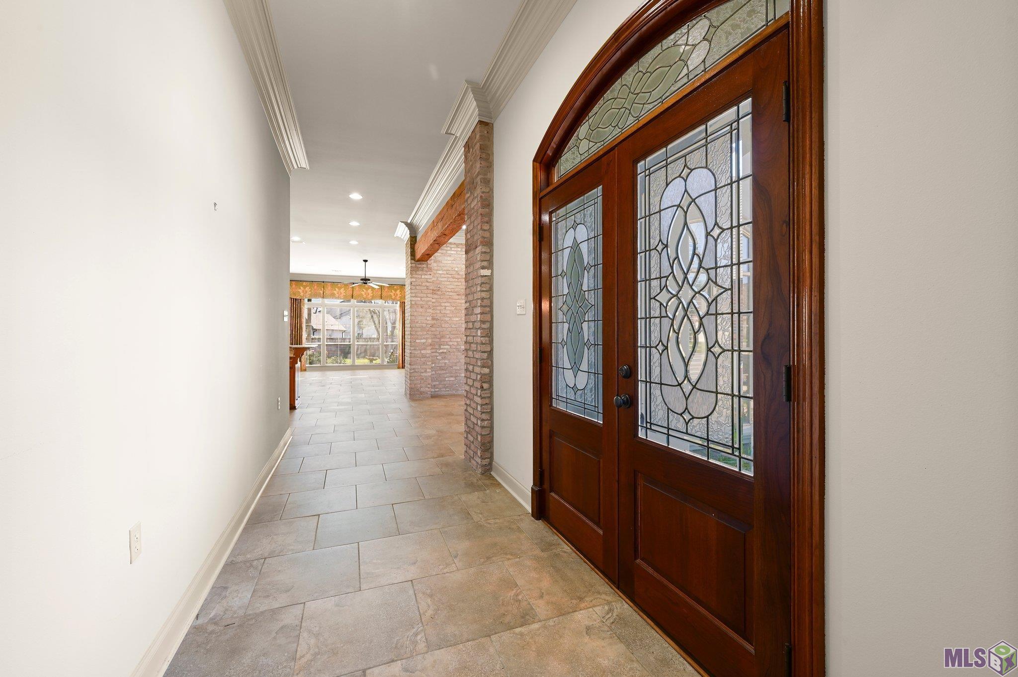 19405 Kelly Wood Court Baton Rouge, LA 70809 - Photo 4 of 35