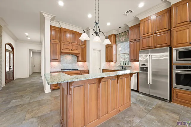 $475,000 | 19405 Kelly Wood Court, Baton Rouge, LA 70809