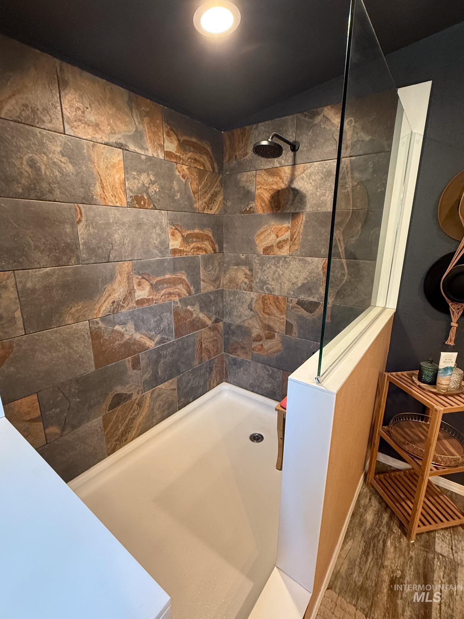 5190 Lakeview Road Orofino, ID 83544 - Photo 26 of 43 Gallery Image 26