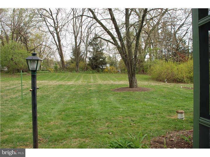 202 Maplewood Road West Chester, PA 19382 - Photo 17 of 21 View in Back